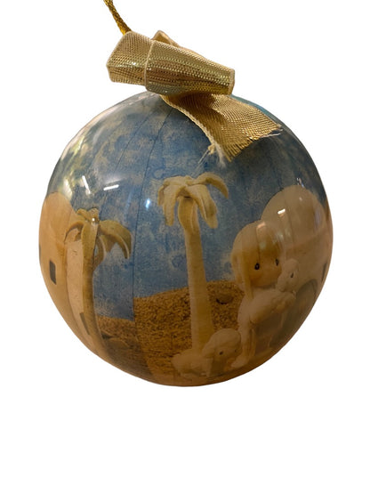 Enesco Vintage 1991 Christmas Plastic Ornament Precious Moments Nativity Scene Ball