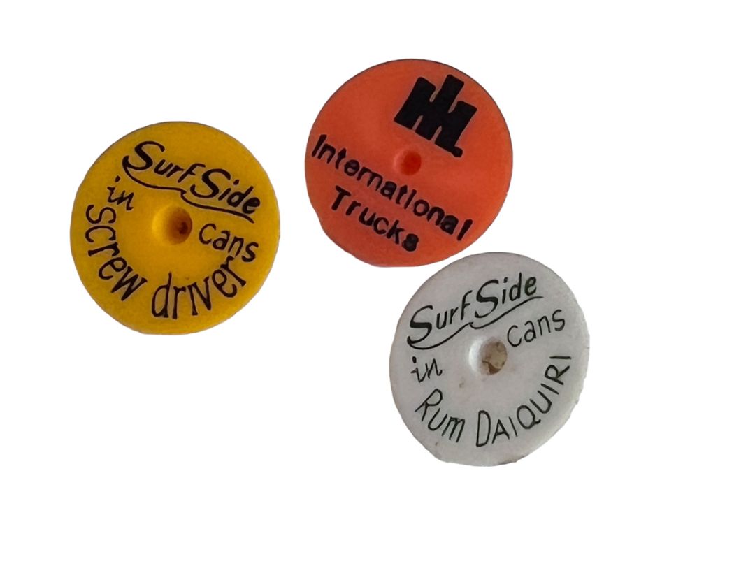 Vintage Rare Lot Of 3 Golf Ball Markers IH International Trucks 2 Surf Side Canned Drink Ads