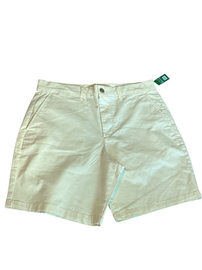 Size 32 GAP 8" Shorts Light Yellow Cotton Blend