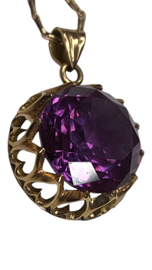 14k Yellow Gold Synthetic Amethyst Pendant Vintage Jewelry Heart Filigree Setting .5"