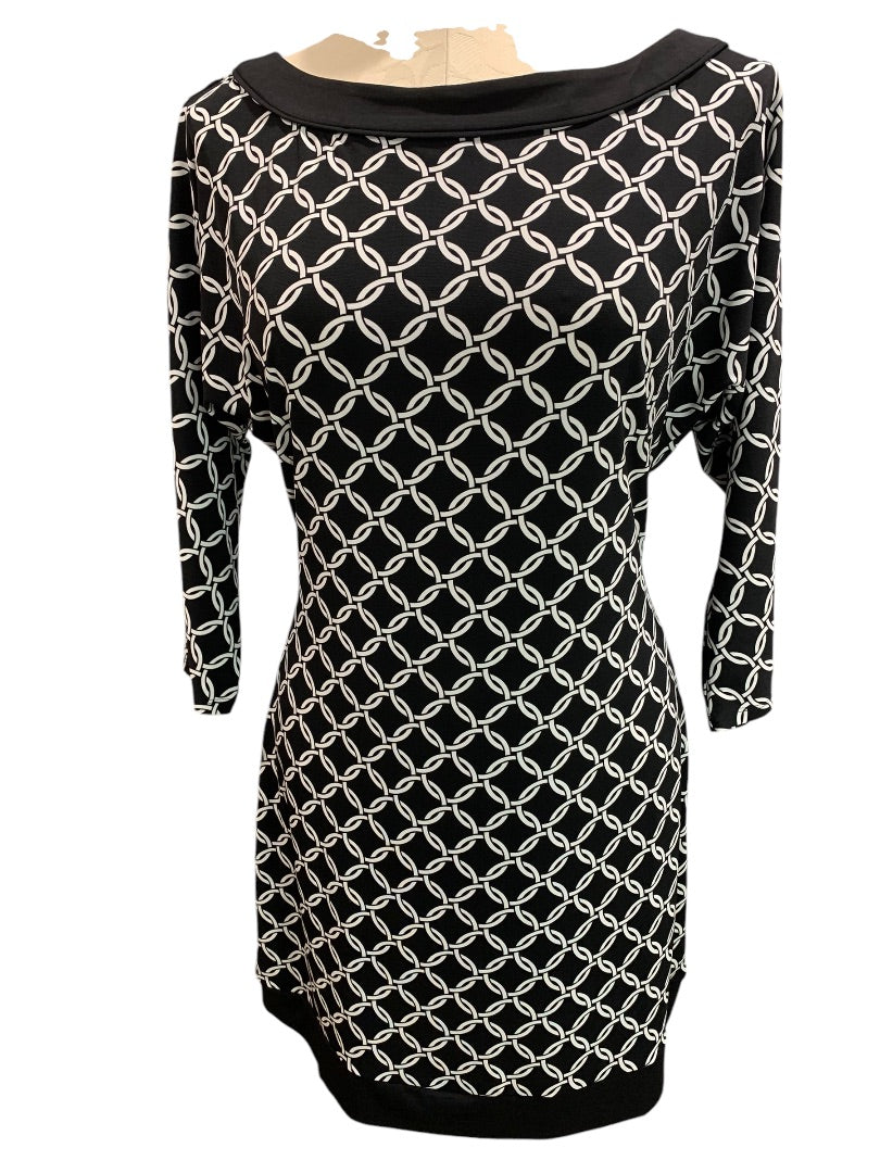 Small White House Black Market Chain Print Pullover Stretch Dress