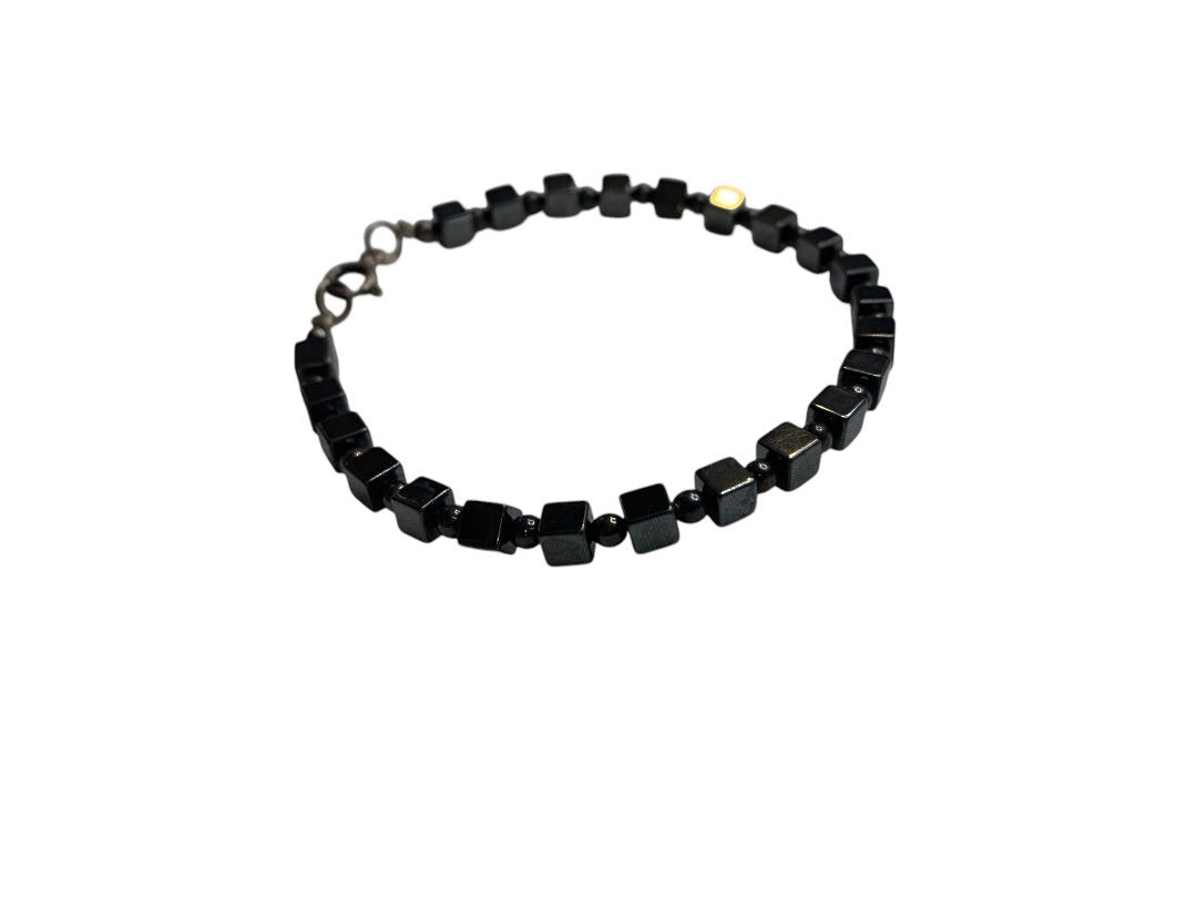 Vintage Hematite Beaded Bracelet 7 Inch Spring Clasp