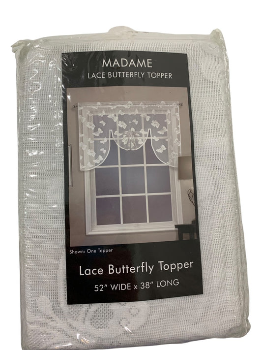 Madame Lace Butterfly Topper White 52 x 38 Inches United New