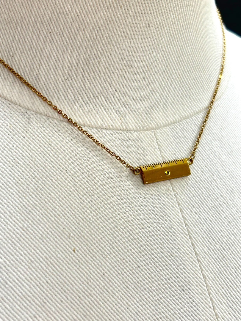 Vintage Leavens Ruler 15 inch Necklace Pendant Peridot Teacher Carpenter