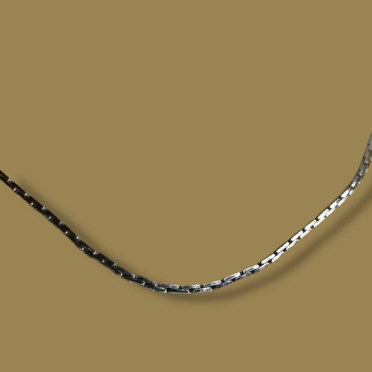 Silvertone Box Chain Necklace 24 Inch Spring Clasp