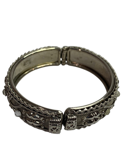 Hinged Bangle Bracelet Silvertone Mesh Rhinestone .5" Thick