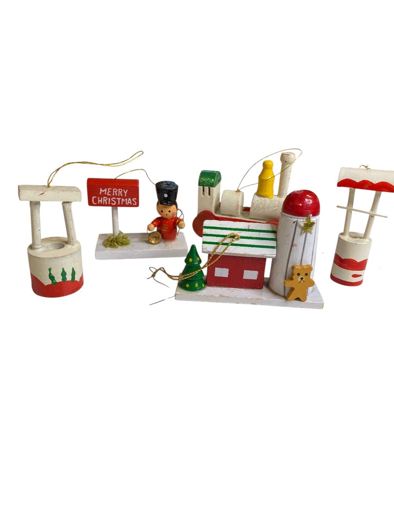 Vintage Lot of 5 Wooden Christmas Holiday Ornaments Barn Well Train