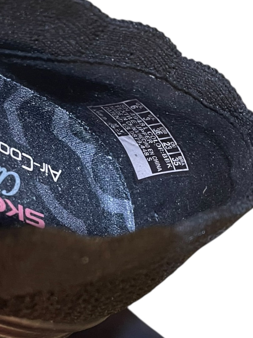 6 Skechers Classic Fit Air-Cooled Memory Foam Slip on Womens Shoes