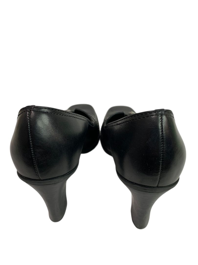 Size 7.5 Franco Sarto Womens Leather Silvertone Buckle 2.5" Block Heel