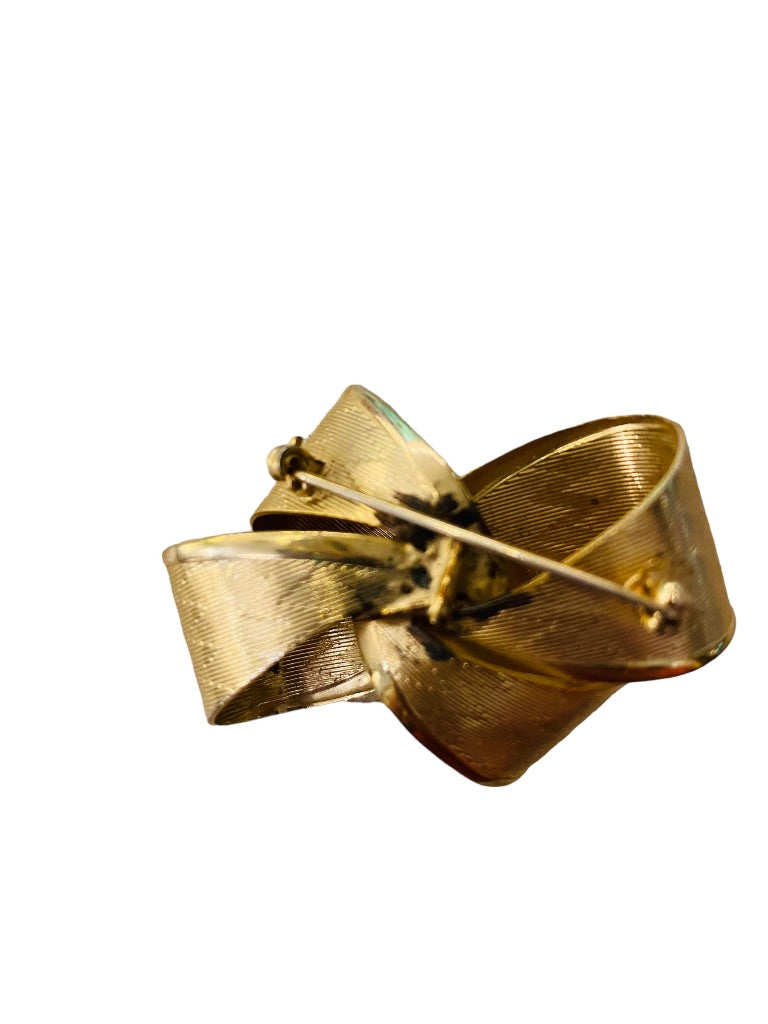 Goldtone Bow Textured Chevron Texture Brooch Pin Dimensional 1.8"