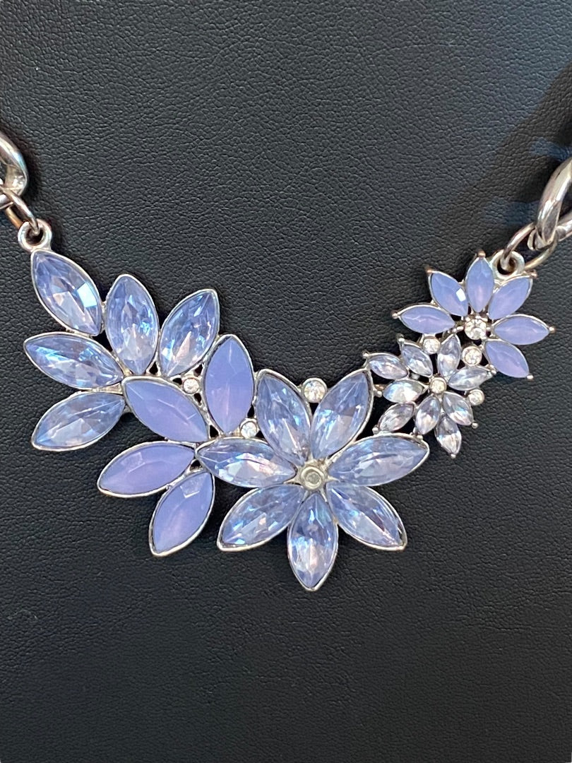 Silvertone Lavender Floral Statement 16.5"-19" Lays Flate Necklace