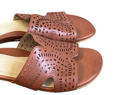 8.5 Earth Mule Slides Perforated Brown Leather Sandals Comfort