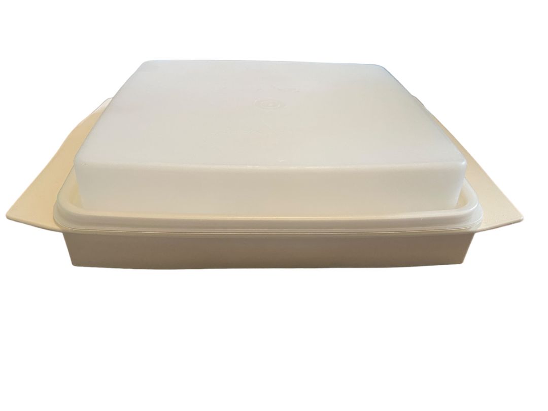 Vintage Tupperware 4 Piece Deviled Egg Carrier Keeper Tray Almond #723-4