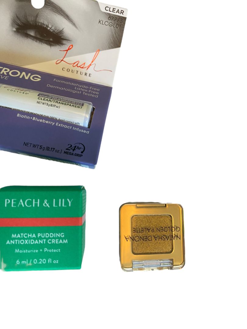 Mixed Lot of Toiletries and Beauty Samples 22 Pc Megababe Smashbox Lancome it Perricone MD Clinique Stila and more - no cosmetic case