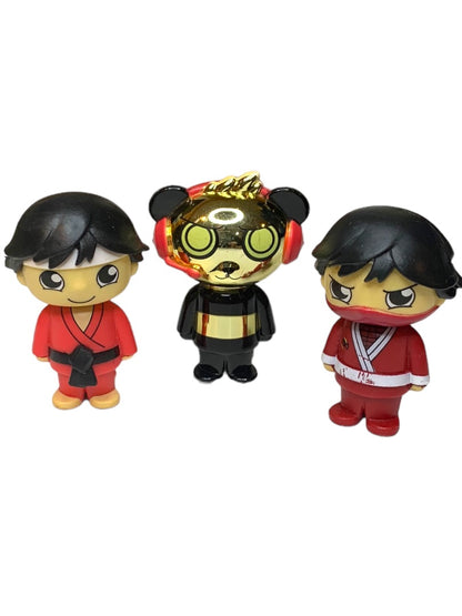 Ryans World Set of 3 Figurines Ninja Karate Robo Panda 2"