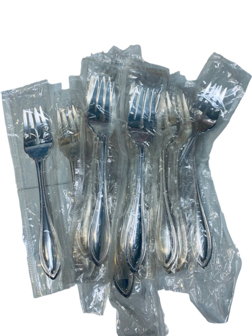 Oneida Ltd "Silver Arbor" Flatware Beaded Edge Set of 16 Forks 7"