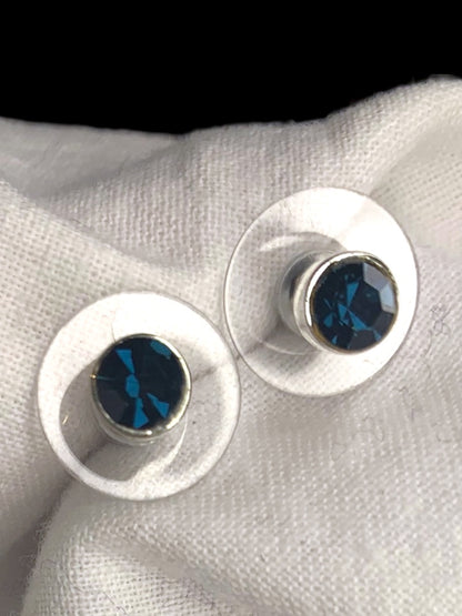 Small Silvertone Blue Faceted Glass Pierced Post Stud Earrings