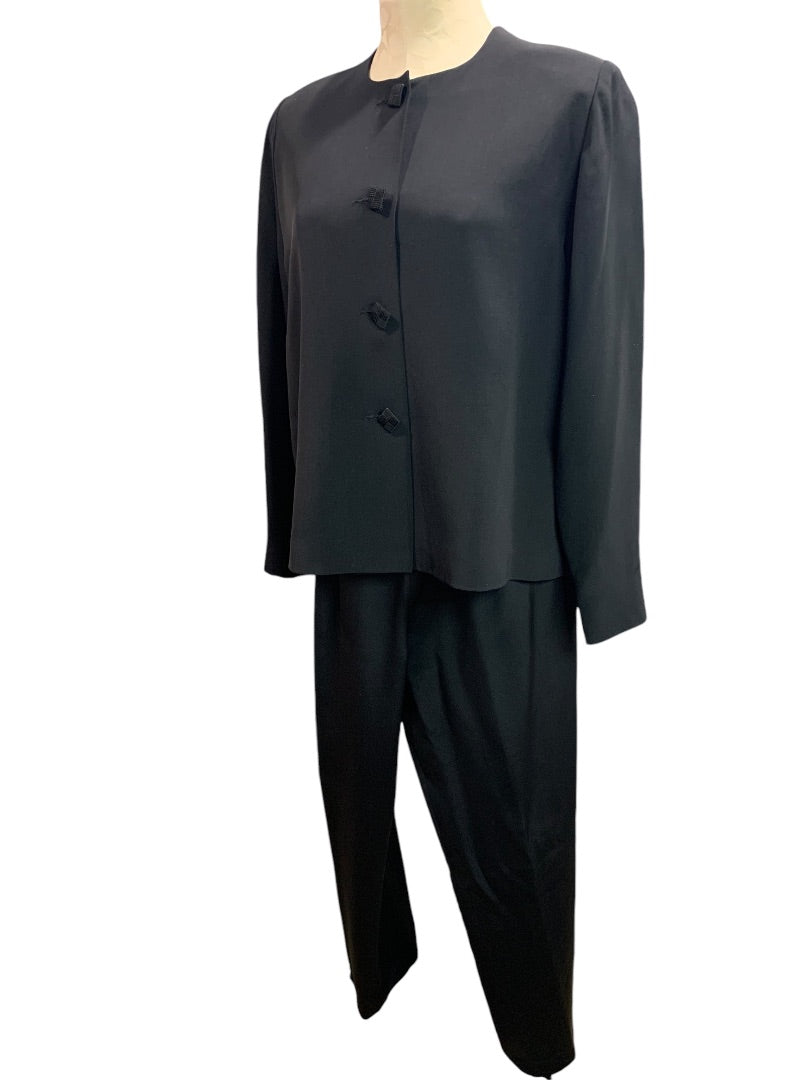 Size 12 Sansappelle Womens Black Silk 2 Piece Suit Jacket Pants 1990s