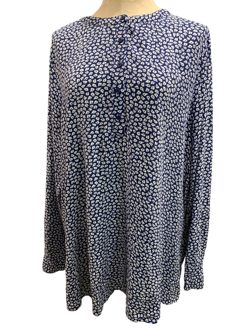 XXL Amazon Essentials Blue White Print Womens Blouse Pullover