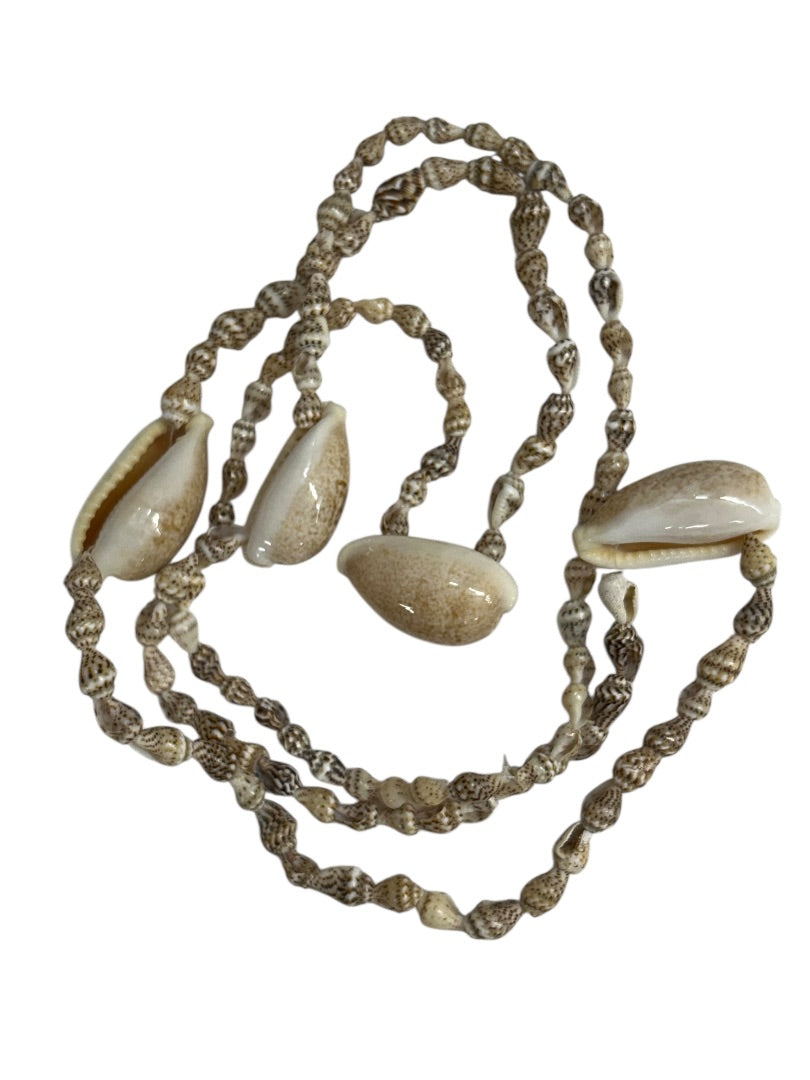 Shell Necklace Beach Overhead Seashells Strand String 34 Inch