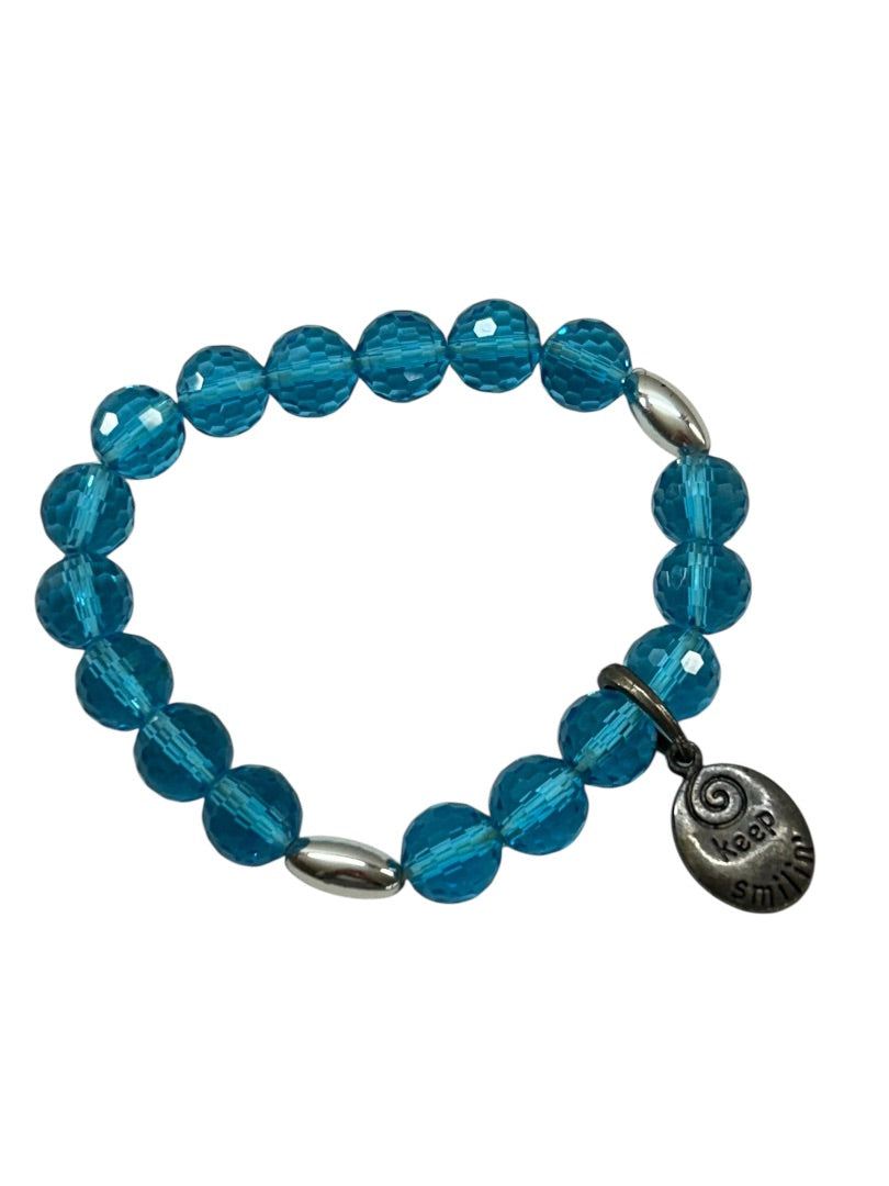 Stretch Bracelet Teal "Keep Smilin'" Charm Acrylic Faceted