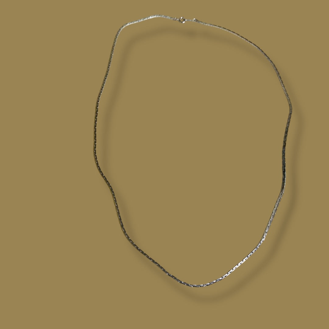 Silvertone Box Chain Necklace 24 Inch Spring Clasp