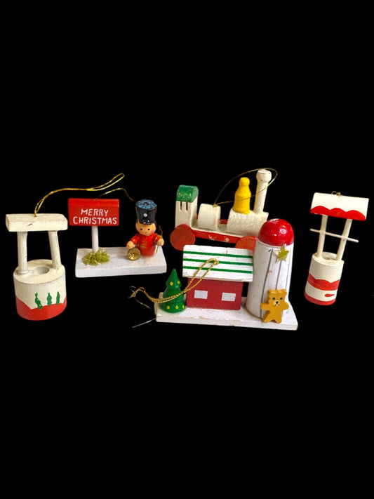 Vintage Lot of 5 Wooden Christmas Holiday Ornaments Barn Well Train