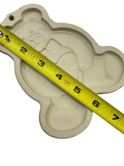 1991 Pampered Chef Stoneware Cookie Mold Teddy Bear Heart 6" x 5"