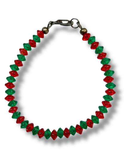 Acrylic Beaded Red Green 7.5" Bracelet Lever Hook Closure