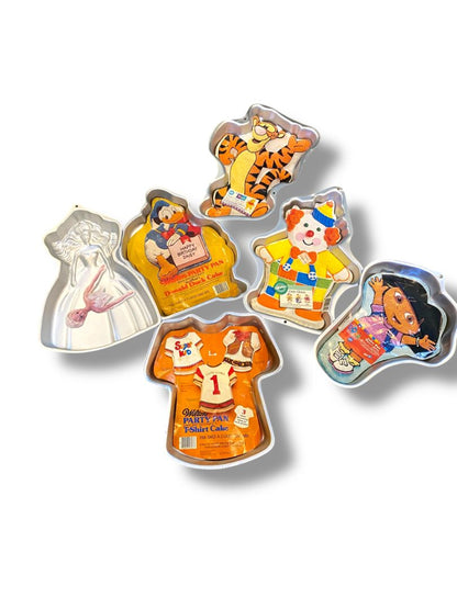 Wilton Lot of 6 Cake Pan Molds Dora Cute Clown Tigger Barbie Donald Duck T-Shirt
