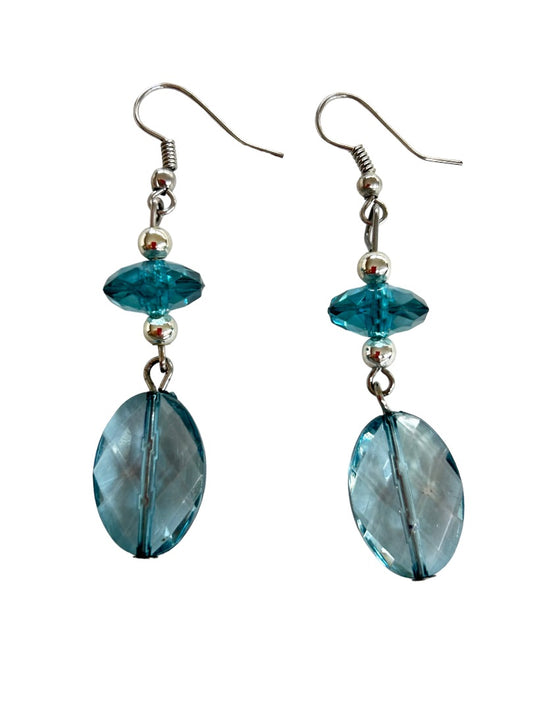 Blue Teal Faceted Acrylic Beaded Hook Pierced Earrings 2.5" Drop Dangle Silvertone