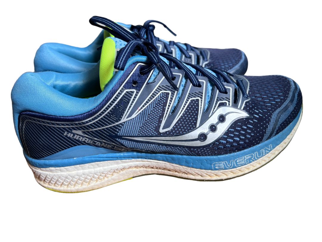 9.5 Saucony Hurricane ISO 5 Everrun Running Sneaker Blue Women's