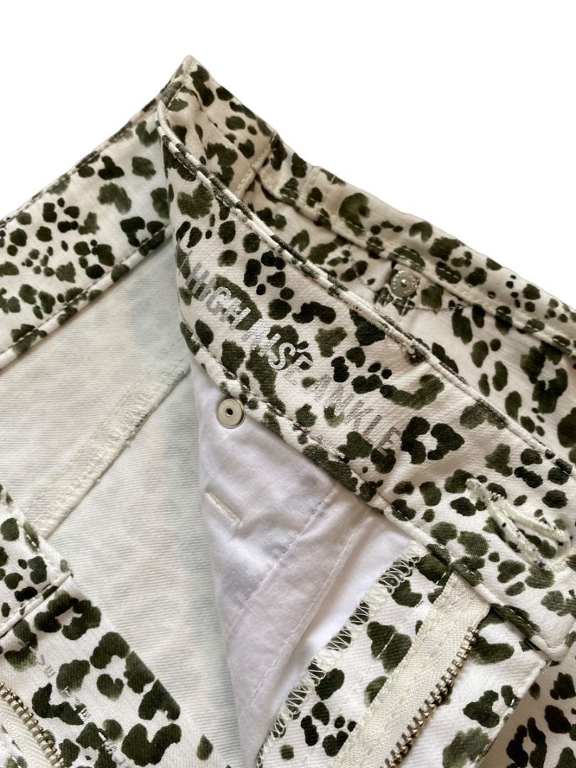 Size 10 (28) Tommy Bahama Ella Twill High Rise Ankle Pants Jeans Animal Print