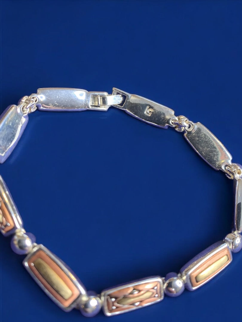 Vintage Signed Liz Claiborne Tri-Metallic Link Bracelet 7.5 Inch