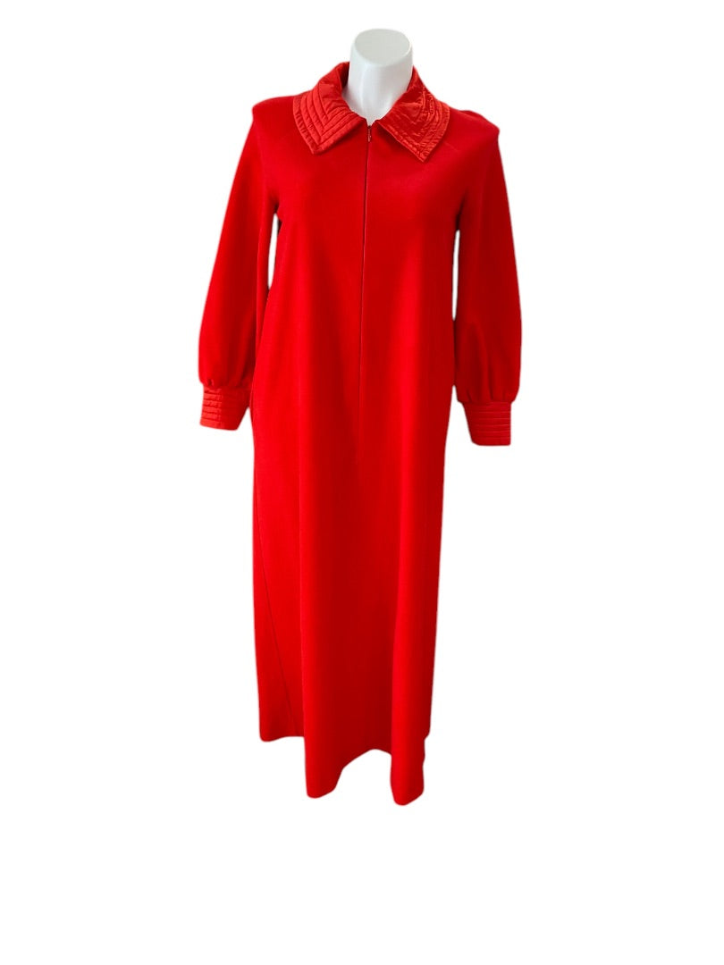 Size 14 Vanity Fair 1970s Womens Red Half Zip Robe Long Sleeve Dacron Polyester