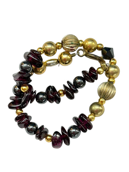 Beaded 7.5 Inch Spring Clasp Bracelet Goldtone Black White