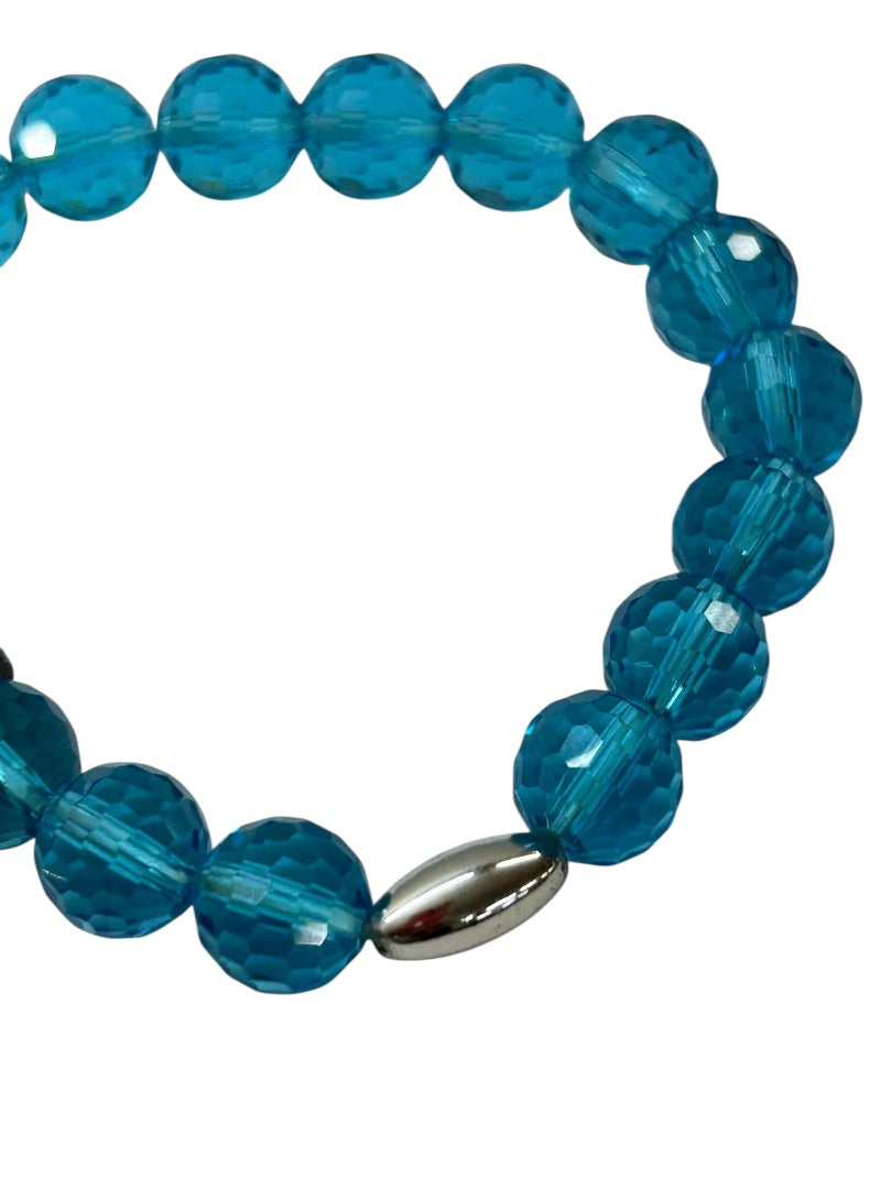 Stretch Bracelet Teal "Keep Smilin'" Charm Acrylic Faceted