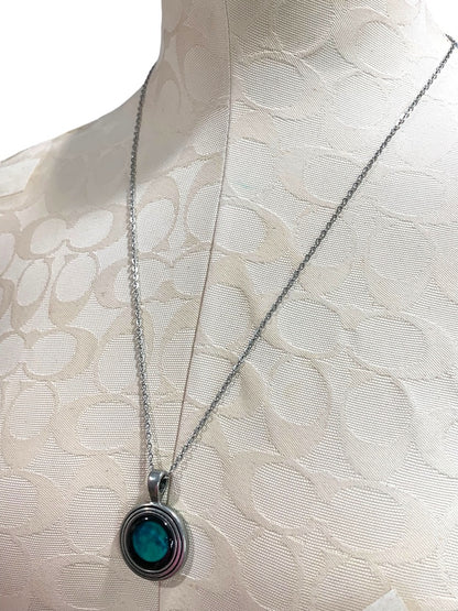 Silvertone Necklace Resin Teal 1.25" Pendant Chain 21-24 Inch