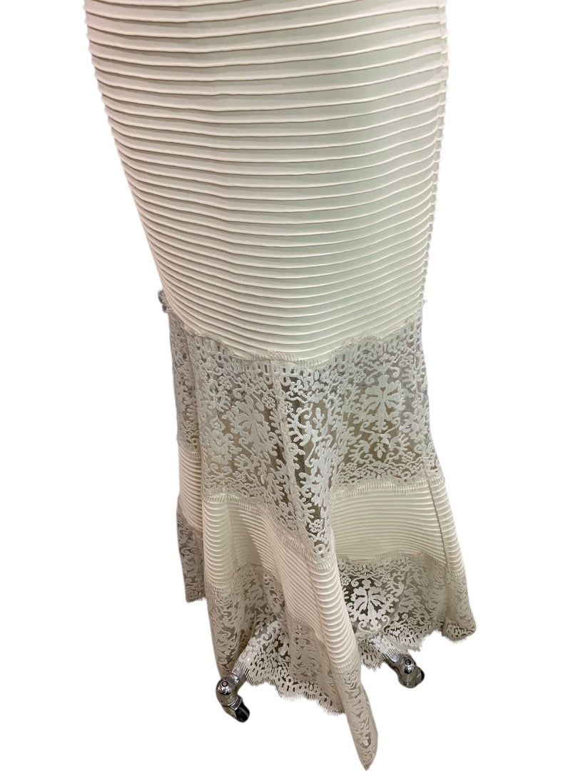 XS Tadashi Shoji Pintuck Lace Gown Ivory Boatneck Romantic