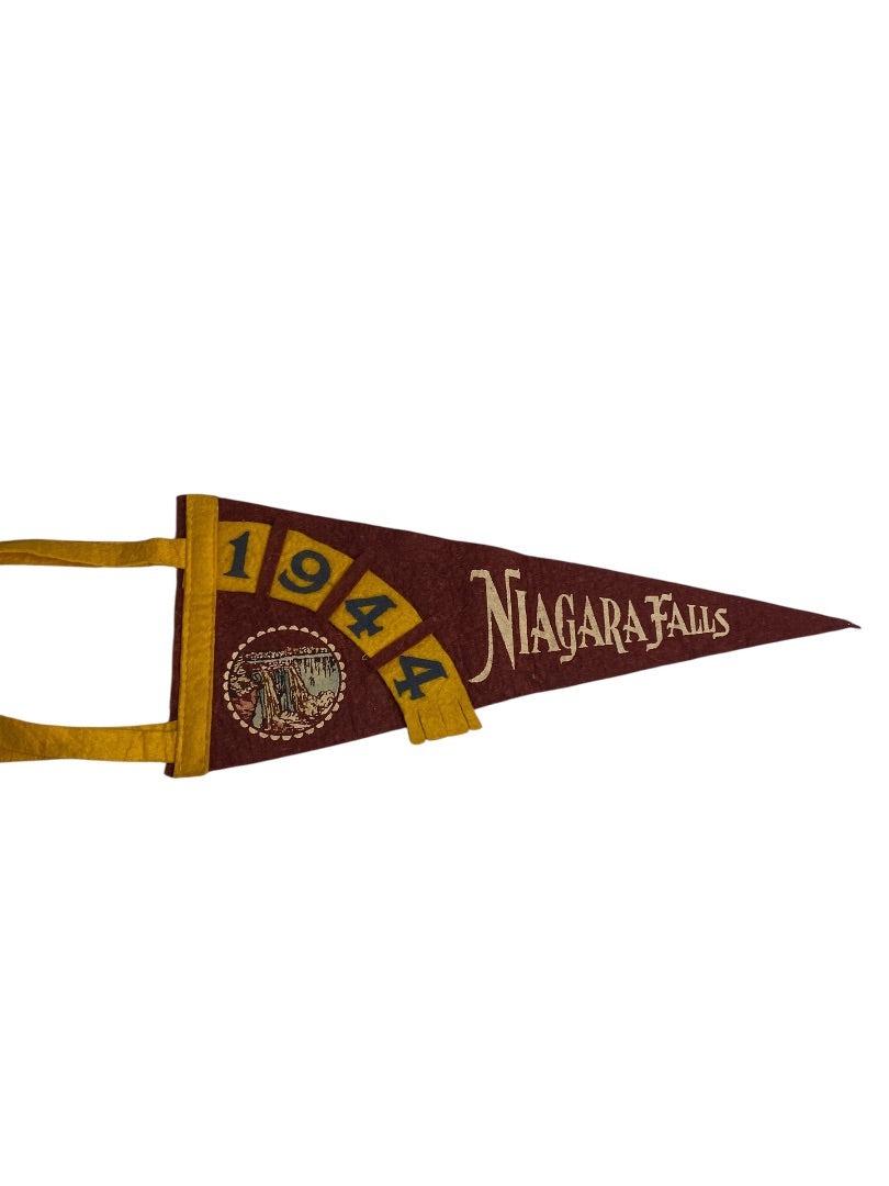 1944 Niagara Falls Pennant Souvenir Felt Flag. 11.75"