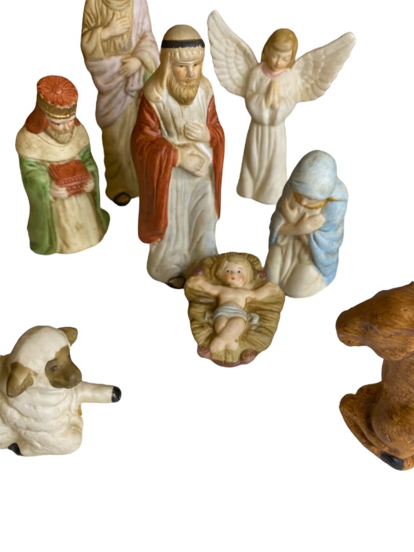 Vintage 10 Piece Ceramic Nativity Set Wise Men Sheep Jesus