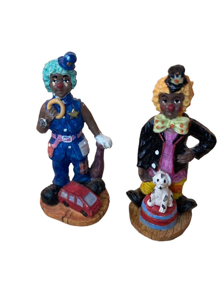 1999 Resin Clown Figurine Brown Skin Set of 2 Dog  Magic 2.5"