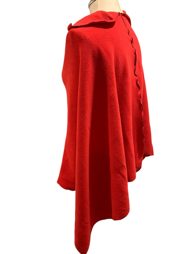 One Size Nuna Wrap New Red Fleece Hug Shawl Travel Nursing Comfort