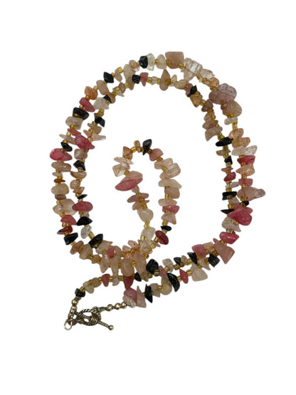 Chip Stone Necklace Goldtone Spacer 28 Inch Toggle Clasp Pink Black