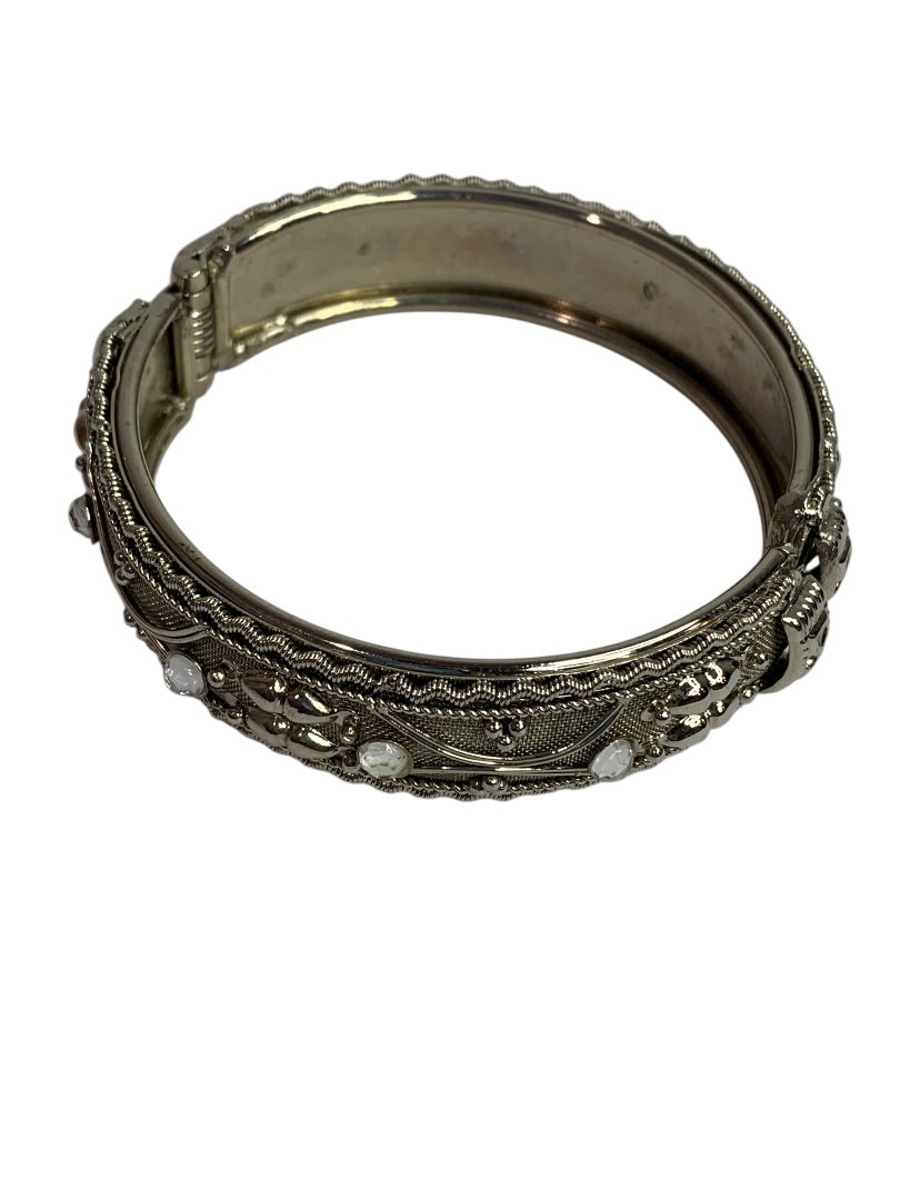 Hinged Bangle Bracelet Silvertone Mesh Rhinestone .5" Thick