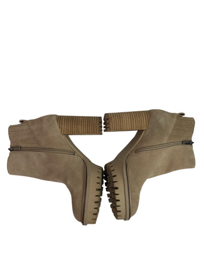 Size 6M Vince Camuto Womens Heeled Booties Truffle Taupe Suede Ernessa