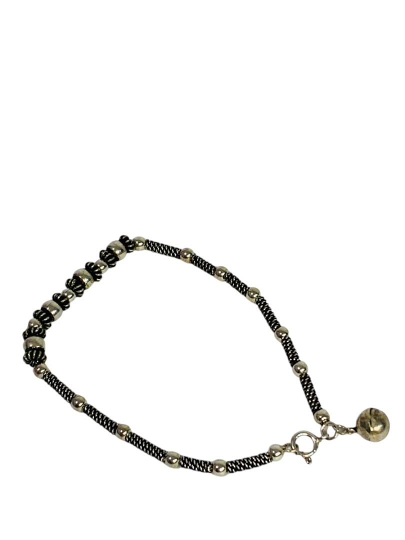 Silvertone Chain Beaded Bracelet 7.75" Spring Clasp