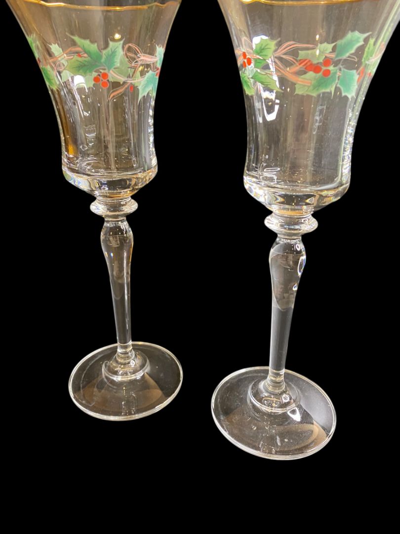 Vintage Mikasa Set of 2 Wine Glasses Holly Berry Ribbon Gold Trim