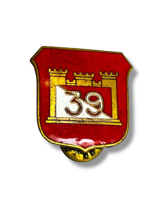 Vintage US Army in Germany 39th Engineer Group Pin 1"