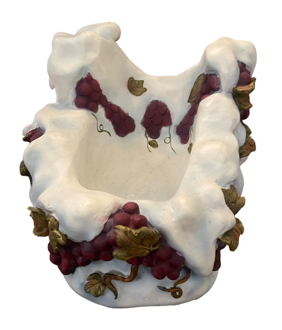 That's Kooky Snow Grapes Wine Holder with Bottle Topper Item 71279